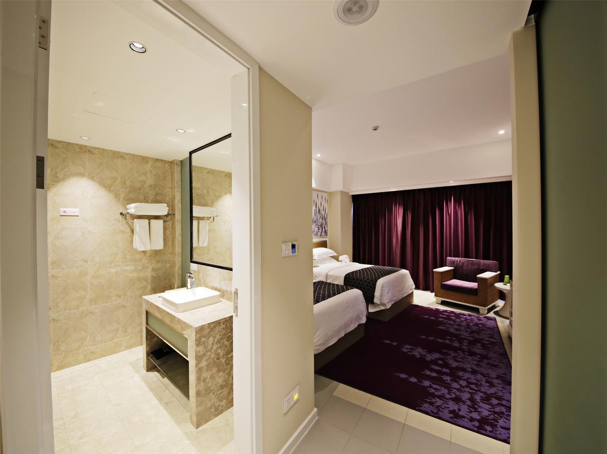 Howard Johnson Flower City Hotel 쿤밍 외부 사진