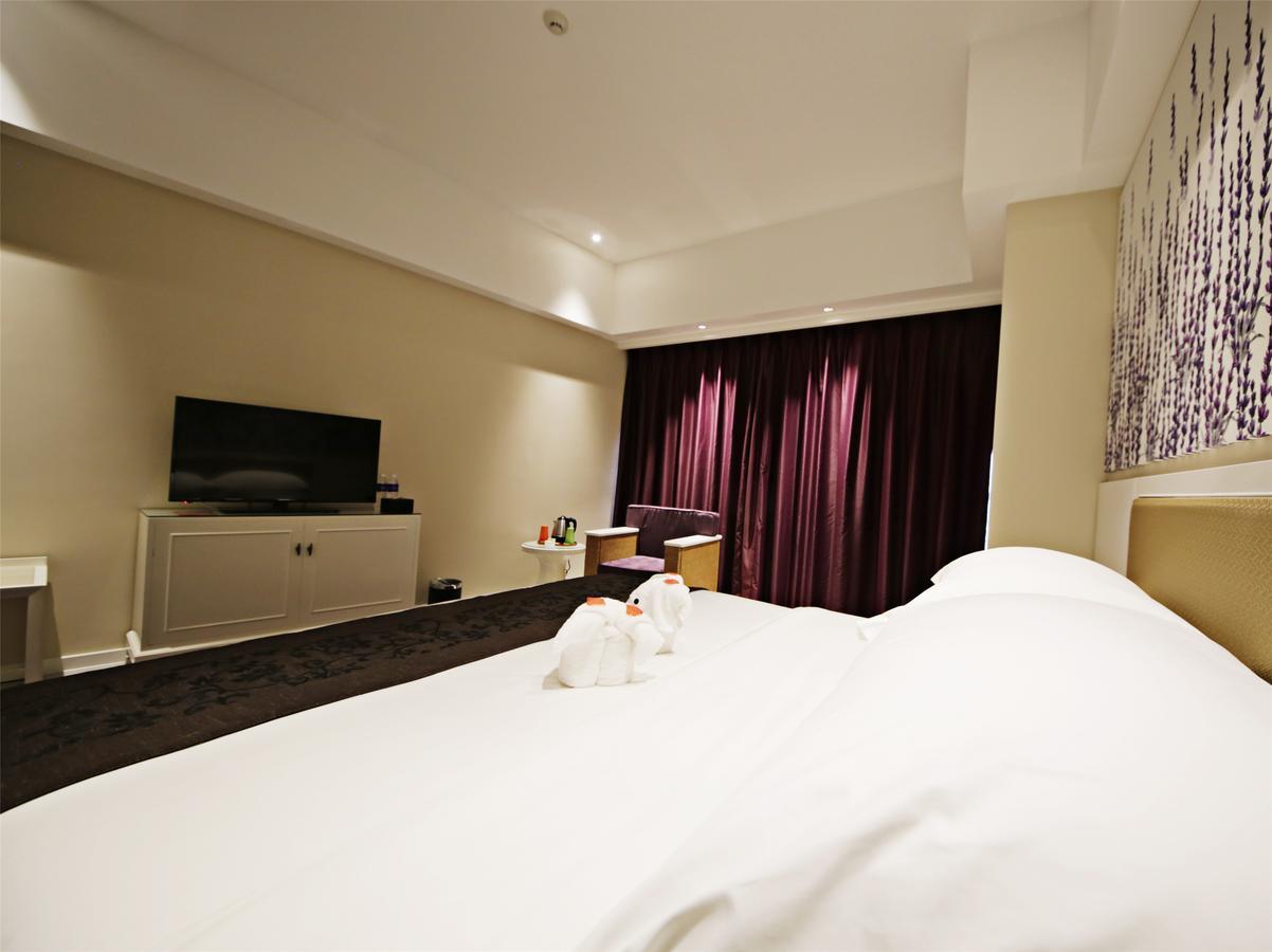 Howard Johnson Flower City Hotel 쿤밍 외부 사진